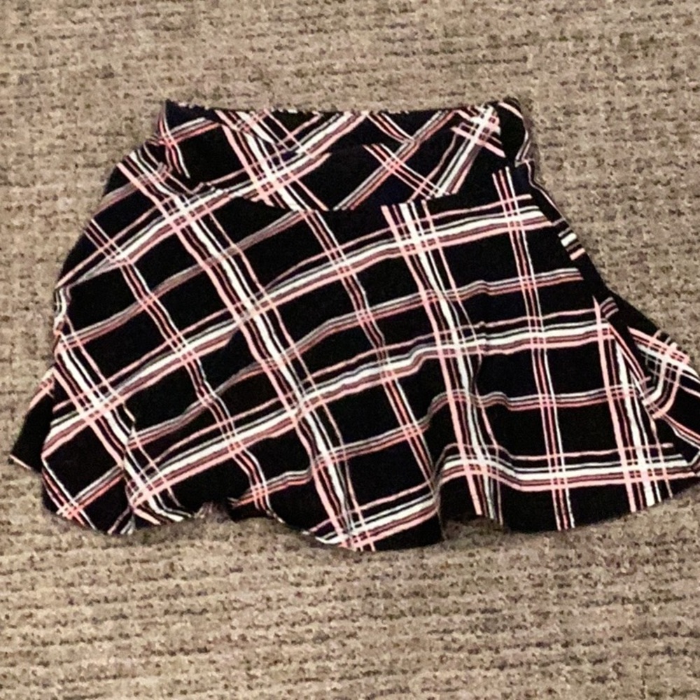 Girl size 10 skirt